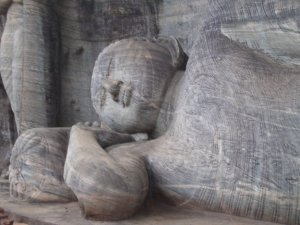 Polonnaruwa-galvihara6-detall